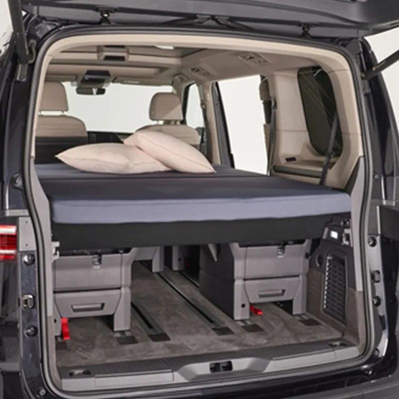 Jetzt Bestellen Klappbares Schlafmodul für Volkswagen Multivan (ab 2021) – 3-teilig, komfortabel & platzsparend