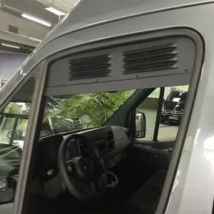 Zertifiziert Fahrerhaus-Lüftungsgitter für Wohnmobile MB schwarz