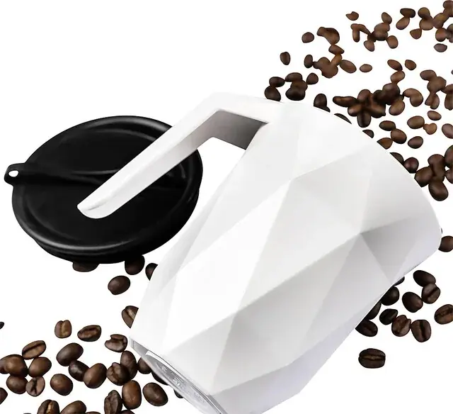 Direktkauf Magnet Coffeecup silwy mit Metall-Nano-Gel-Pad und Deckel Fb. weiß