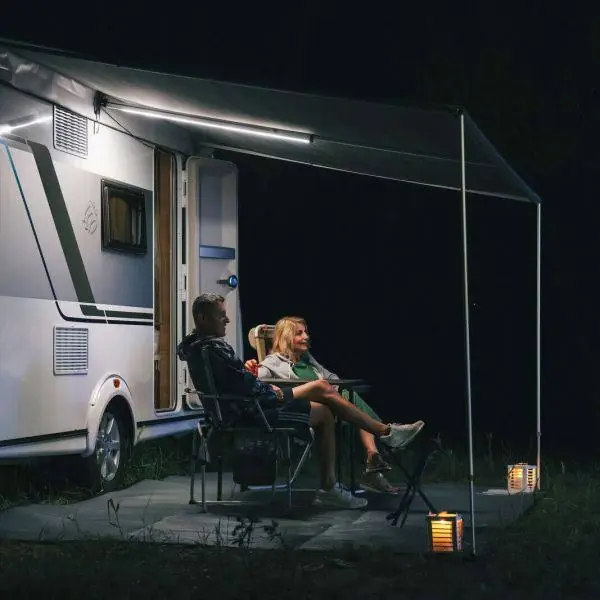 Abverkauf Fiamma Spannstange Rafter LED für Caravanstore (ZIP)