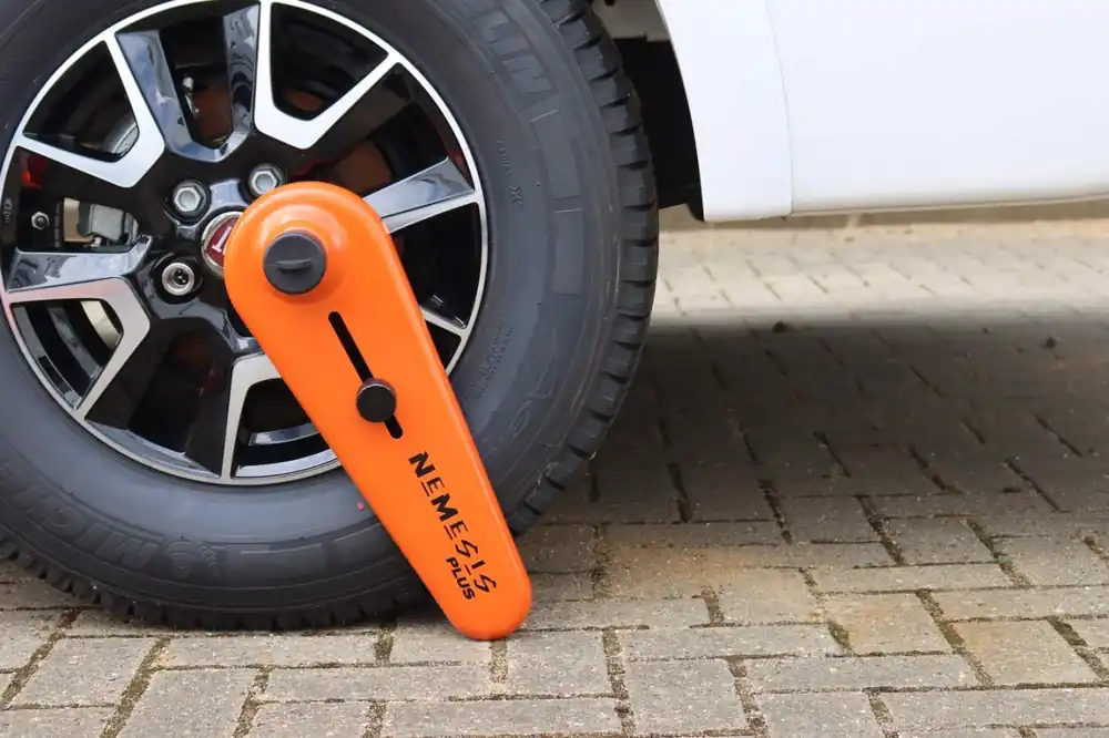 Neuheit Radkralle NEMESIS ULTRA PLUS von 10"- 20" ALUFELGEN Reifen Diebstahlschutz